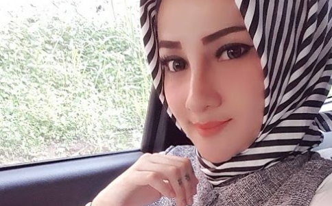 Viral Video Nyodok Binor Tante Jilbab Hitam Wiwik W